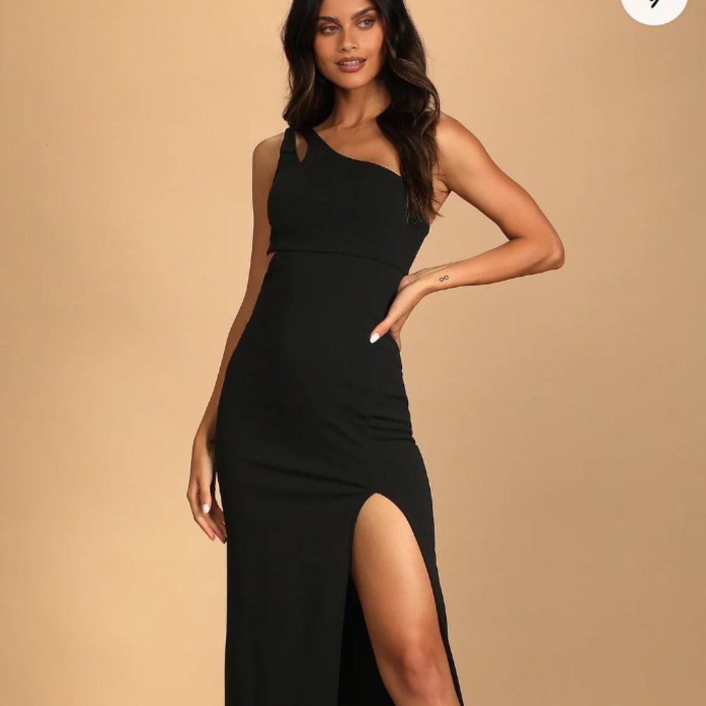 Lulu's Simply Beautiful Black One-Shoulder Cutout Maxi Dress